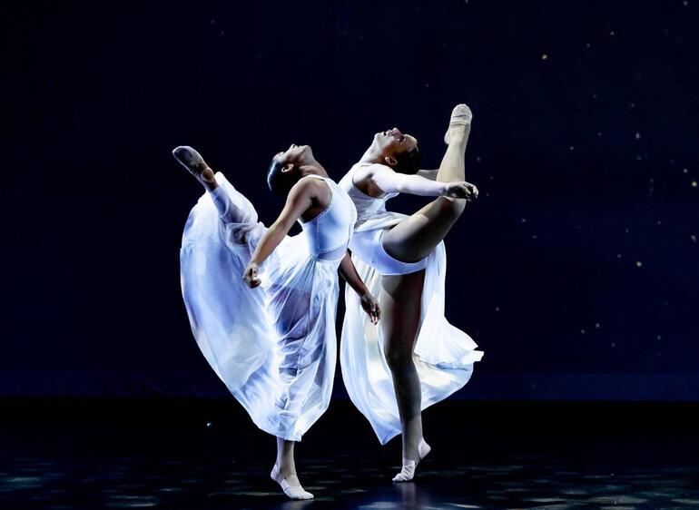 dancers
