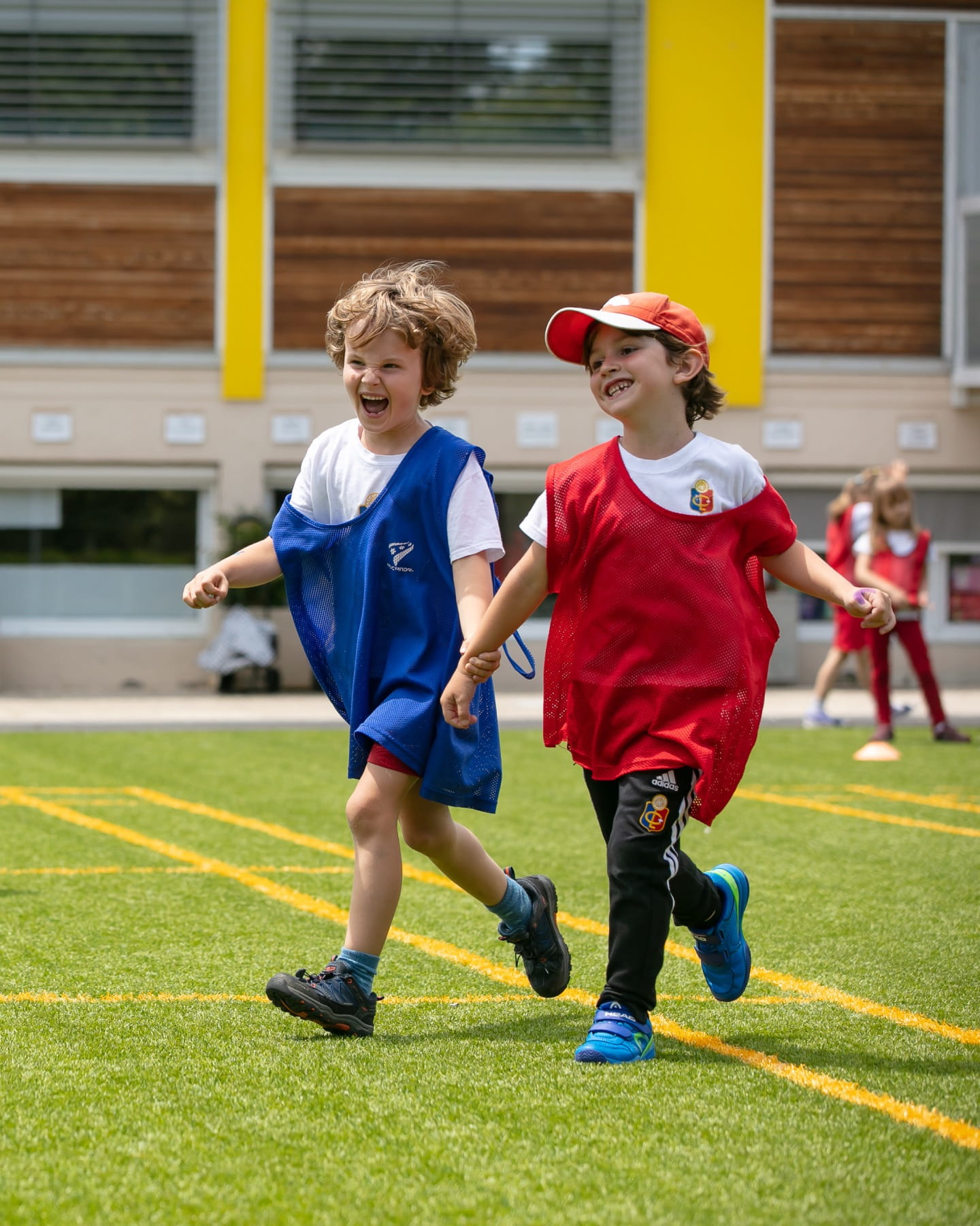 Day & Boarding School in Geneva Switzerland | Collège du Léman - Image-50-50 checklist - CDL