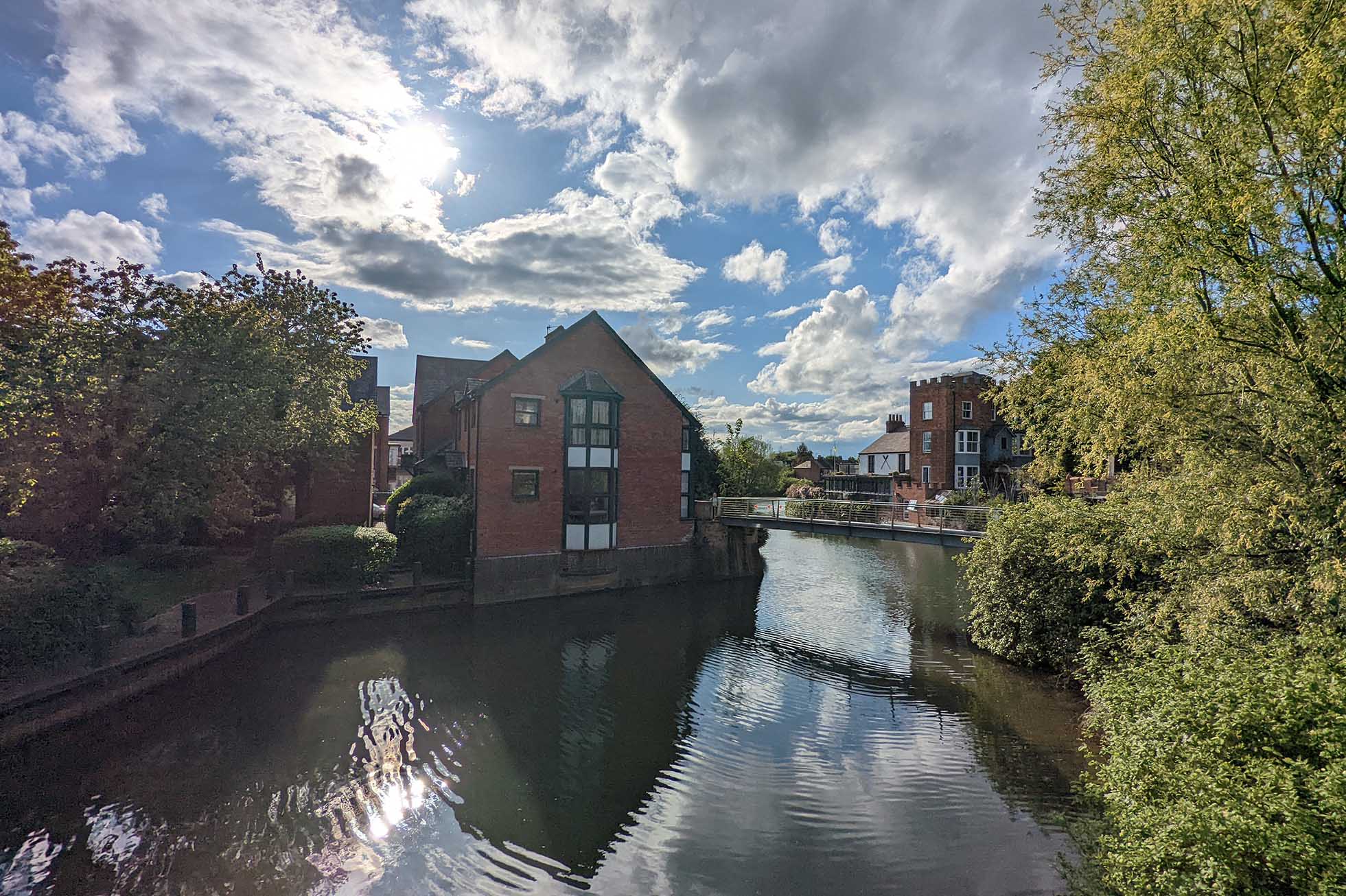 Nord Anglia Education | Headstart Summer Programme - Image-50-50 1