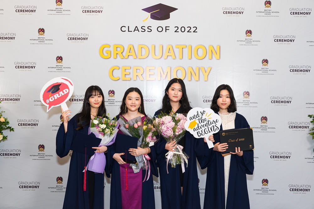 Lee Suhjin Class of 2022 | BIS Hanoi
