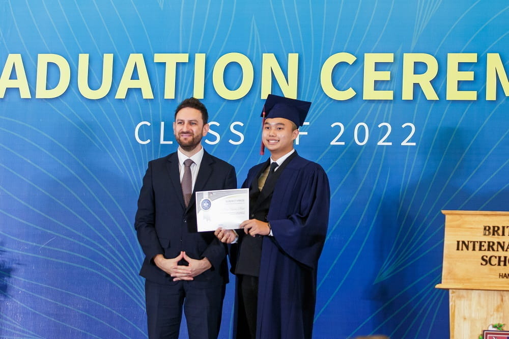 Meet our alumni: Hoa Tuan Kiet, Class of 2022 - Meet our alumni Hoa Tuan Kiet Class of 2022
