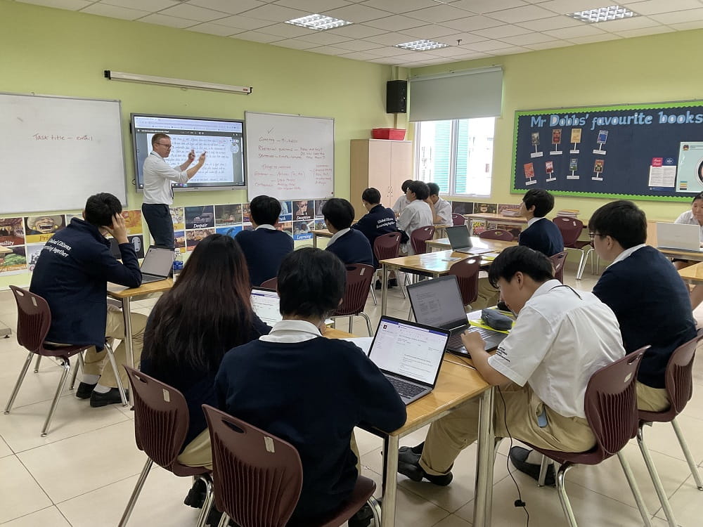 Year 10 ESL | BIS Hanoi