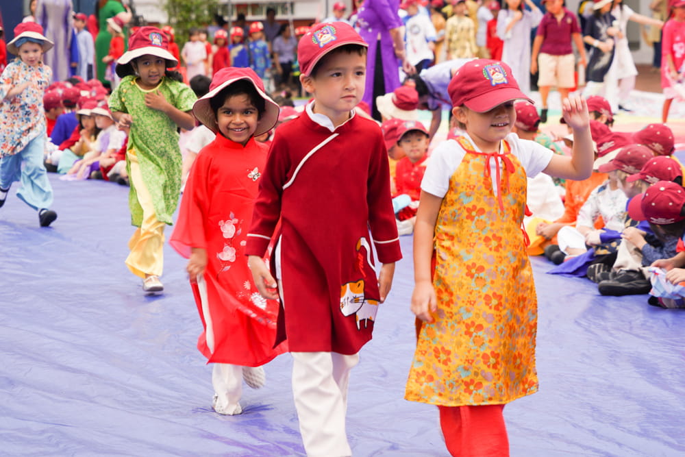 Moon Festival 2024 - Carousel For Ao Dai on the field