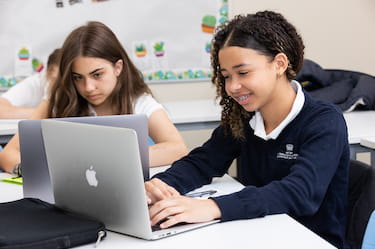 Private School Admissions | BIS Chicago, South Loop - 05 - visualTimeline