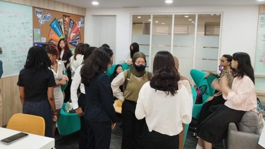 Year 11 become Sixth Formers for a day - Year 11 Become Sixth Formers for a Day