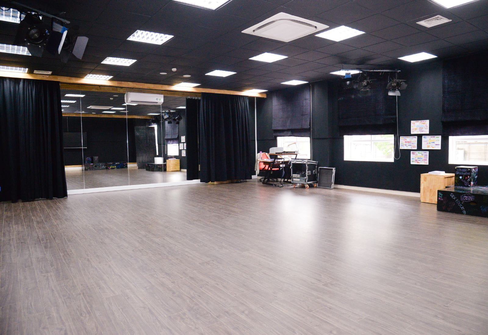 Weekly Updates on 25/08/2023 - BVIS Hanoi - Weekly Updates on 25-08-2023