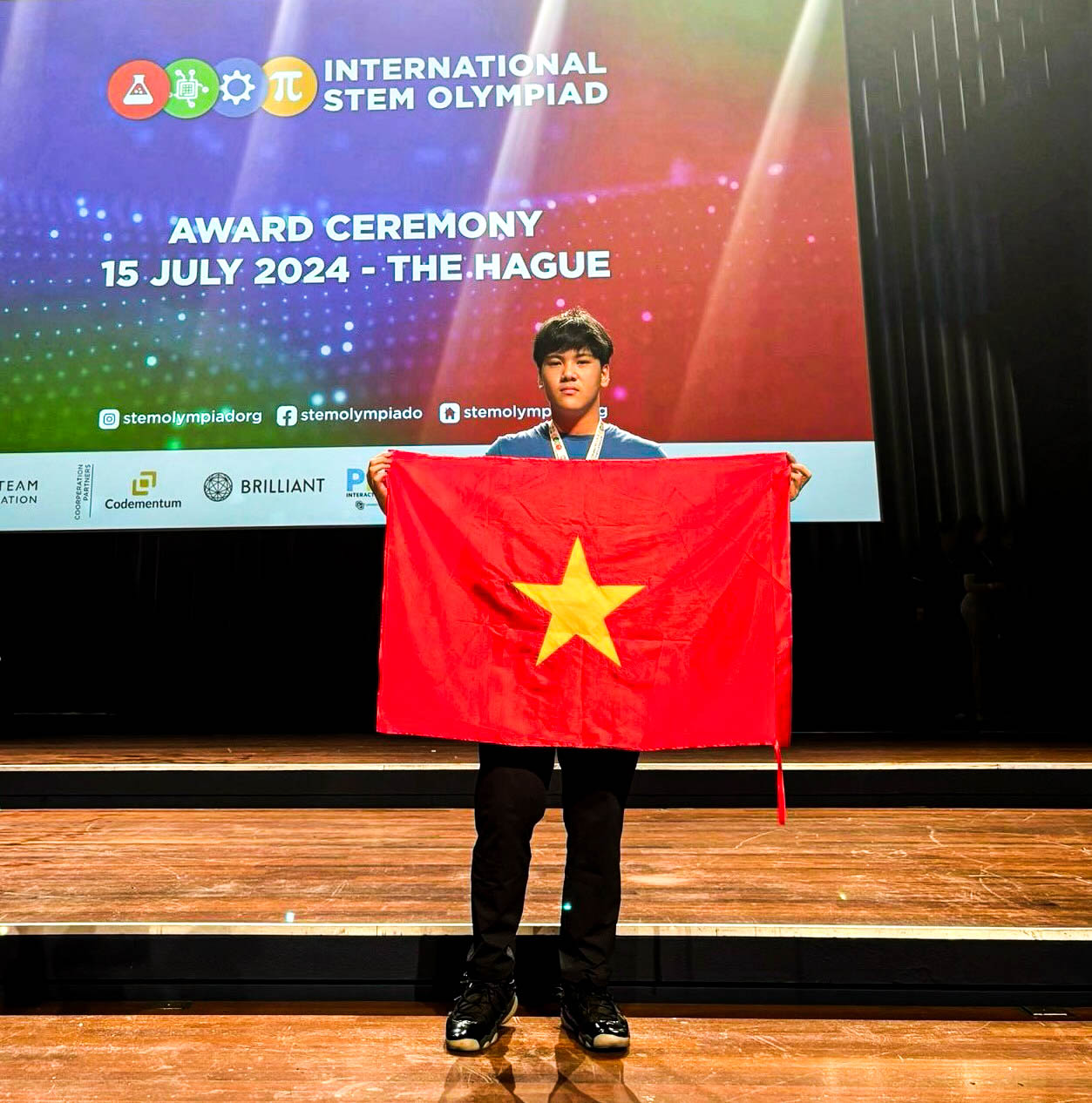 Phuc Thien, Year 9, Excels with Silver Medal in Mathematics at the International STEM Olympiad, Netherlands  - Phuc Thien Year 9 Excels with Silver Medal in Mathematics at the International STEM Olympiad