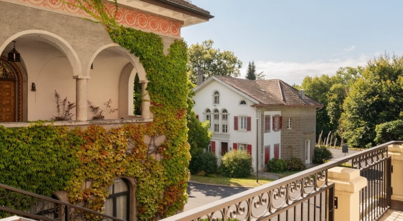 Vie quotidienne | Collège Champittet - Promo With Image - Champittet