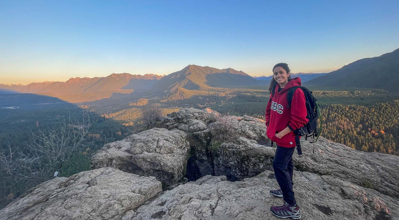 Dover Court Alumni Story Mihika Class of 2022 - Carousel For News Detail - Dover Court Alumni Story - Mihika Class of 2022