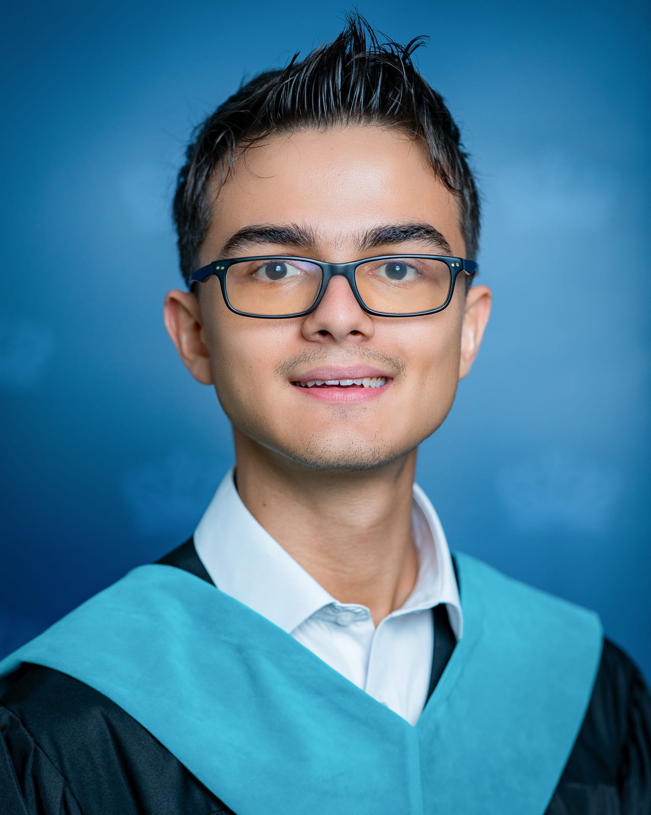 IB School in Singapore | Dover Court International School - Feature Cards