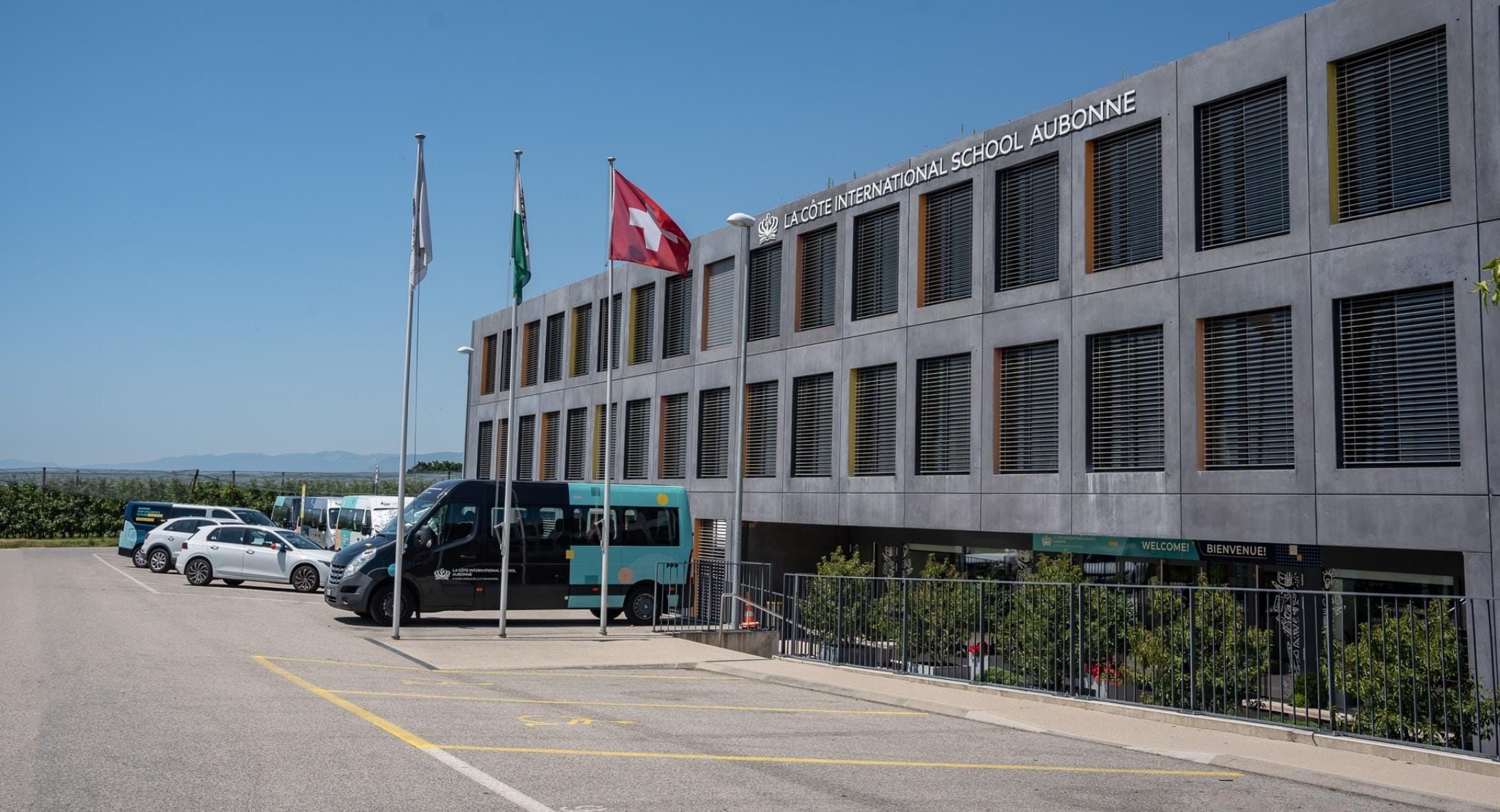 Le Figaro on La Côte International School Aubonne: Global Excellence - Le Figaro