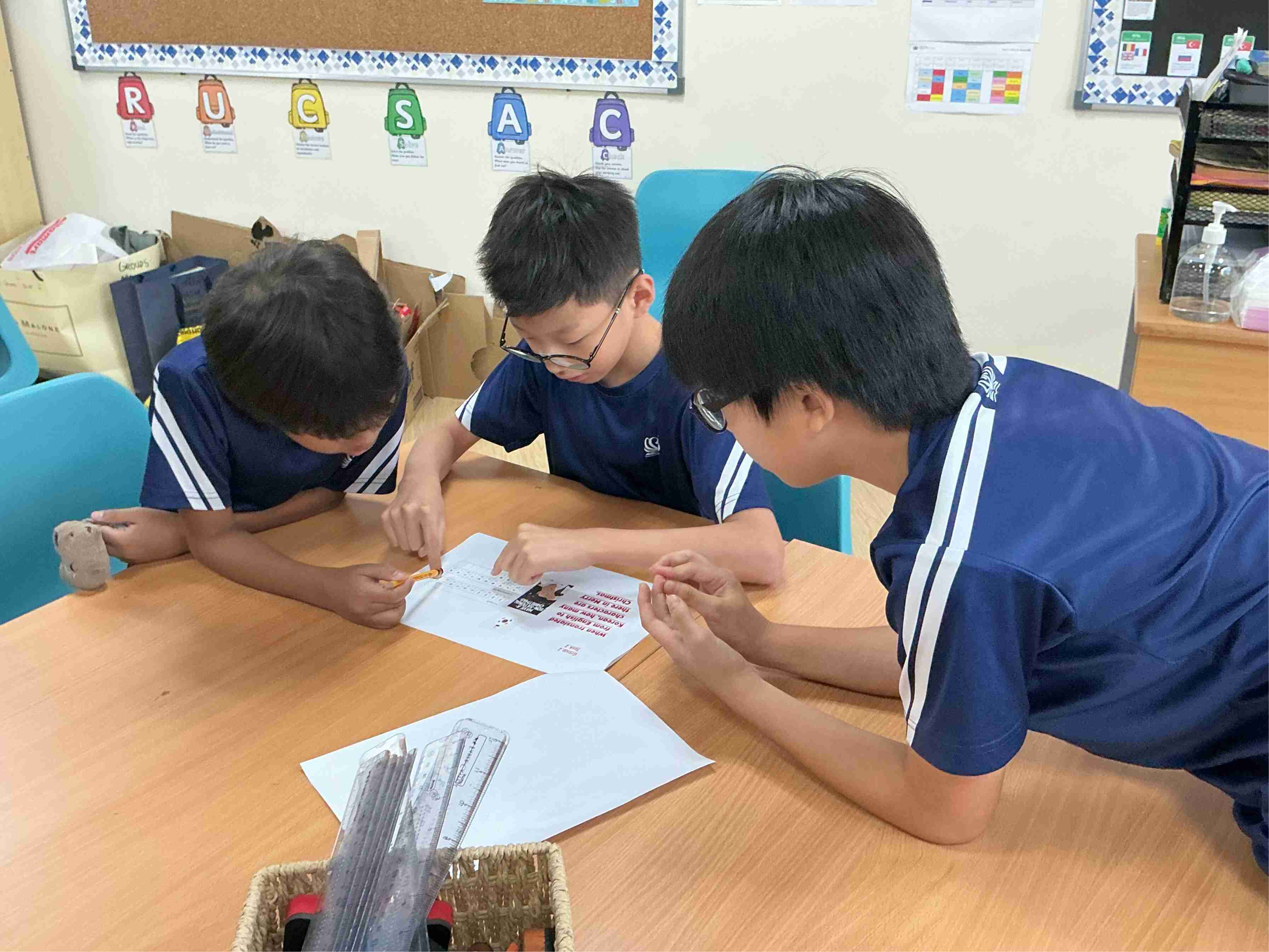 Beyond Subject Knowledge: What a Curriculum Really Teaches - What a Curriculum Really Teaches
