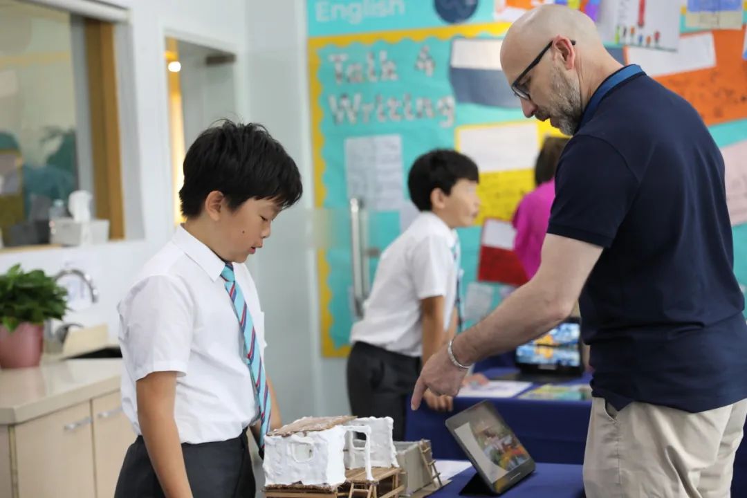 Term 3 Showcase & Year 6 Graduation Ceremony - Graduation Ceremony