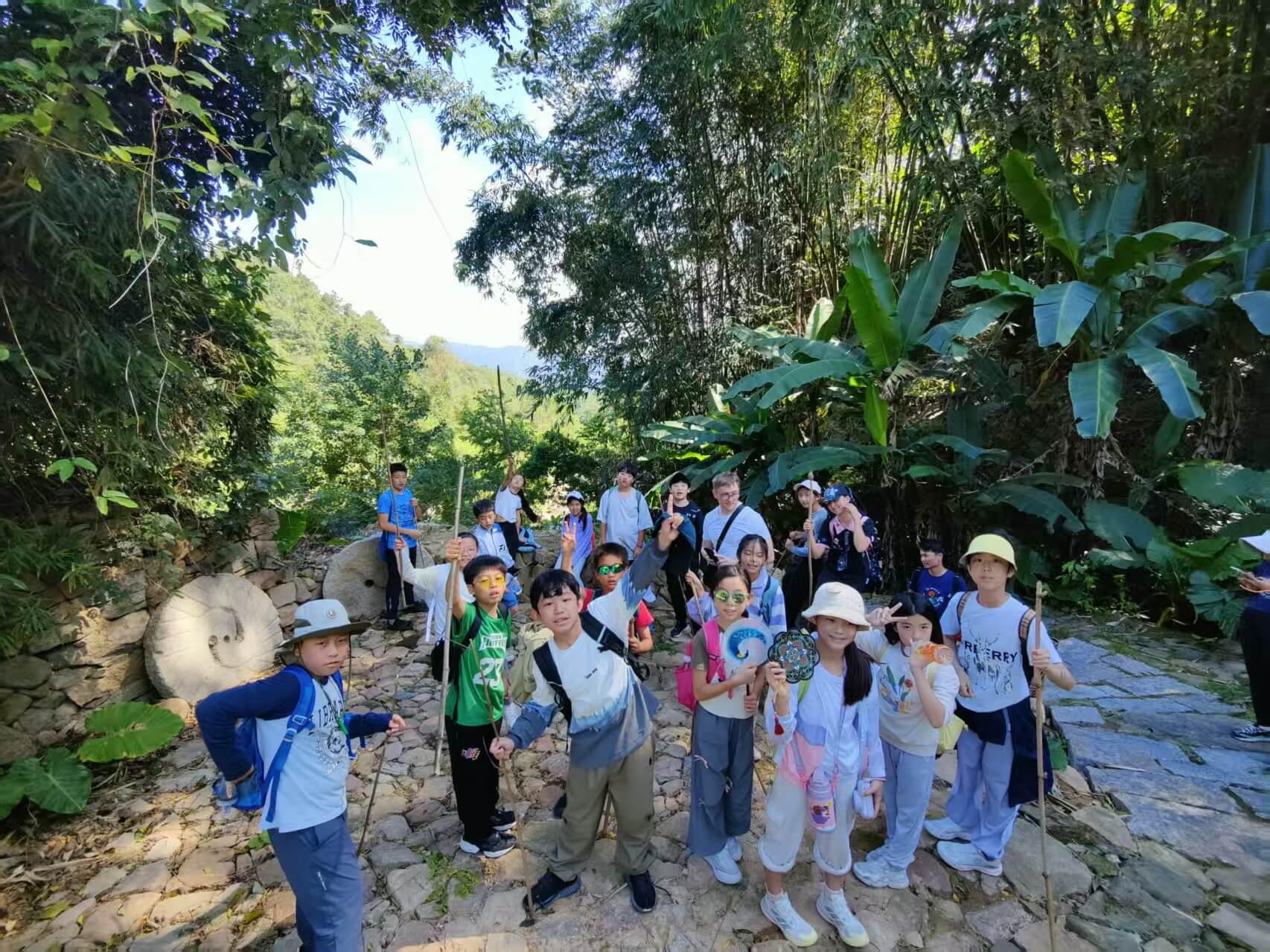 Year 6 and 7 Explore Fujian for Enrichment Week - Year 6 and 7 Explore Fujian