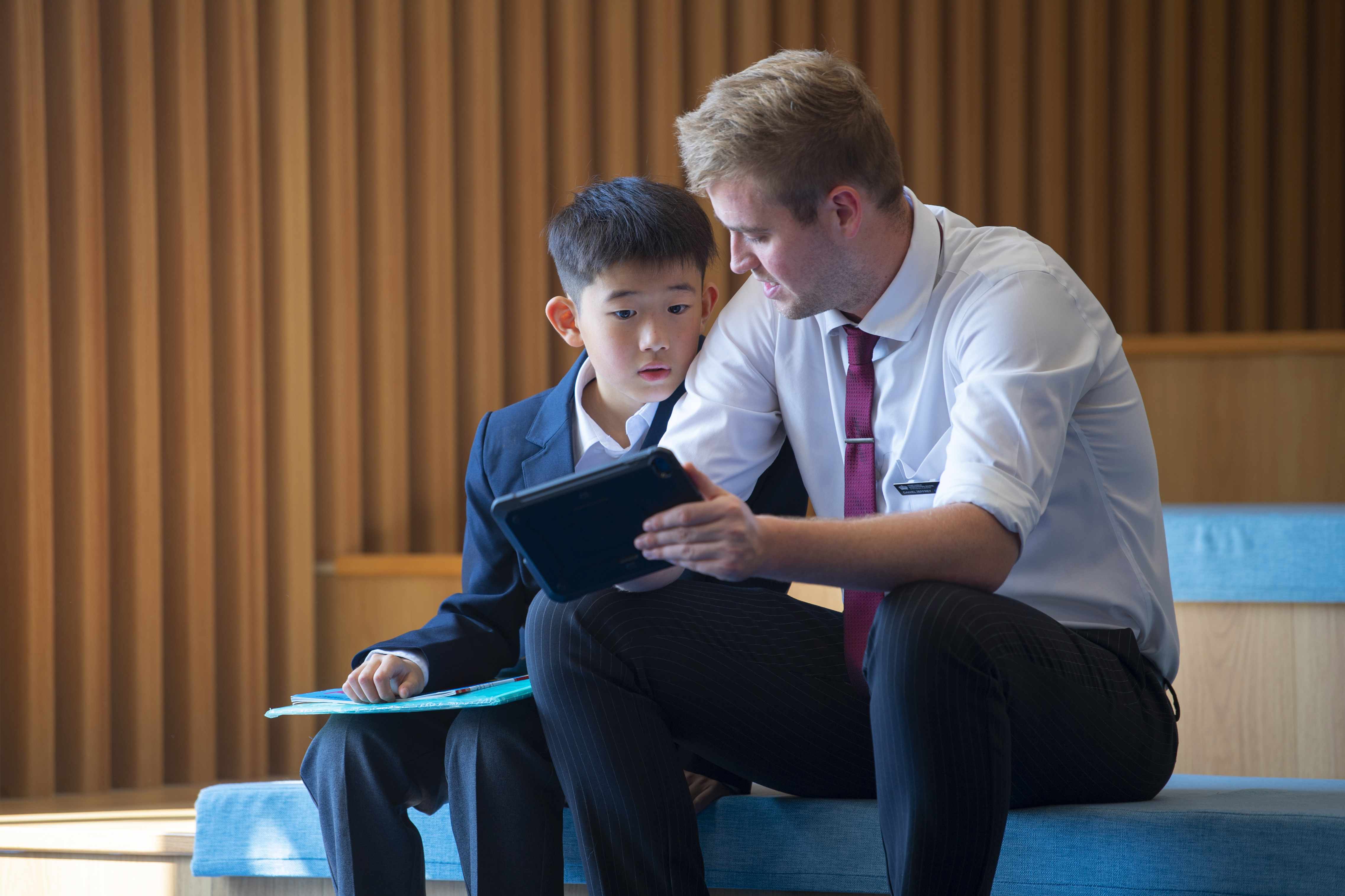 Why mastering English early matters - and how the right - Why mastering English early matters